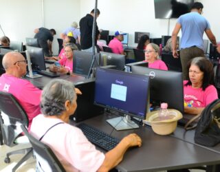 Inscrições do Programa Cidadão Tech 60+ estão abertas com 320 vagas nas áreas de tecnologia, saúde digital, segurança on-line e inteligência artificial (Foto: André Bianchi)