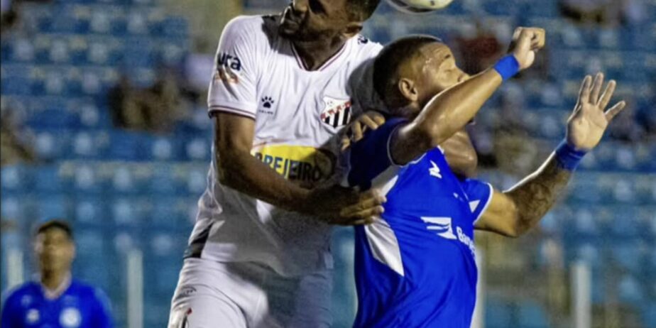 Gol nos acréscimos garante vitória ao Anápolis, que deixa Z-4 e decide permanência na Série C em casa