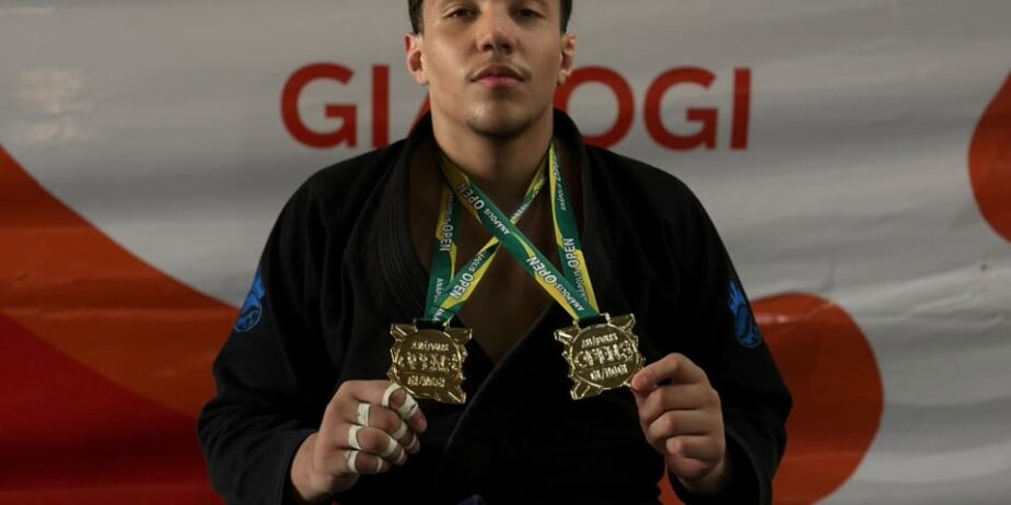 Atleta anapolino conquista categoria e absoluto no Open Anápolis de Jiu-Jítsu