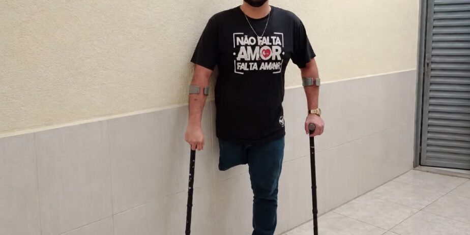 Quando a deficiência chega: Robert aprendeu a viver depois do câncer e hoje questiona as barreiras que ainda existem