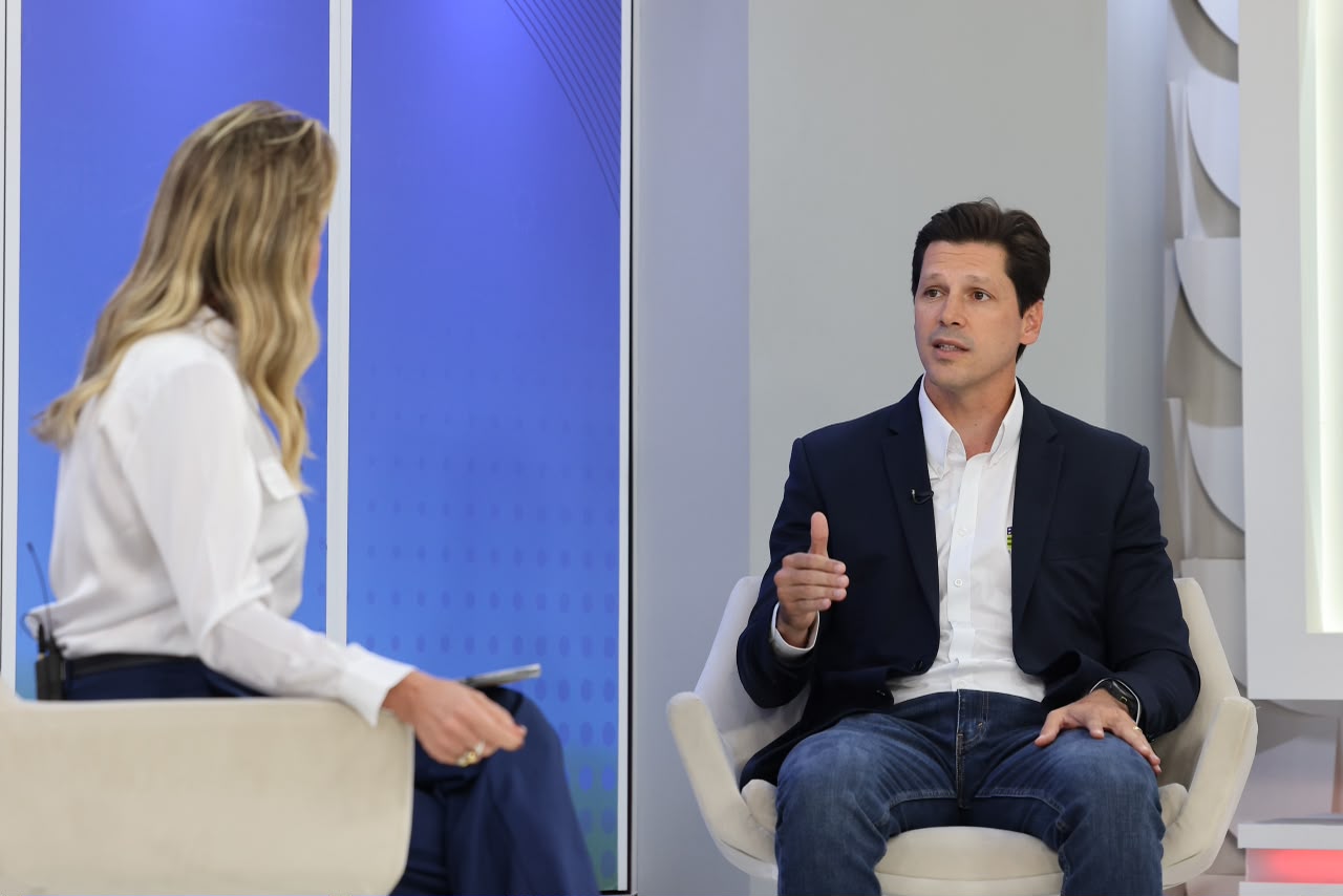 Imagem Daniel entrevista TV